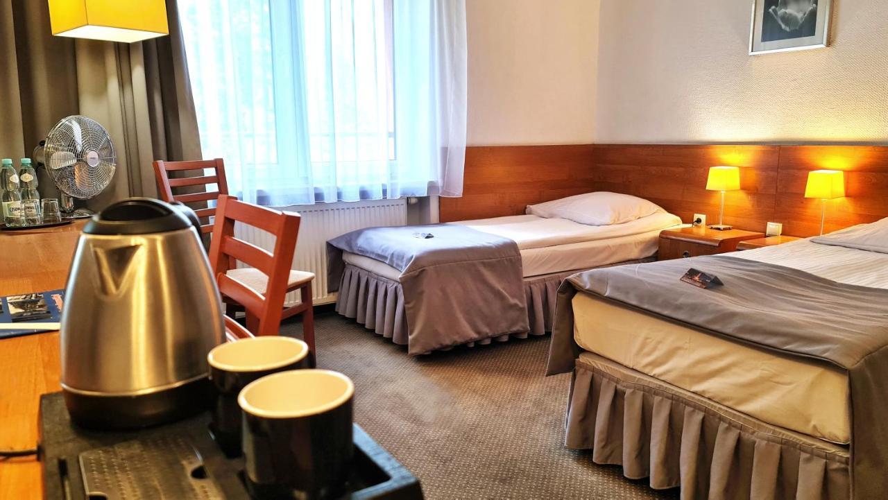 Hotel Malinowski Economy Gliwice Exterior photo